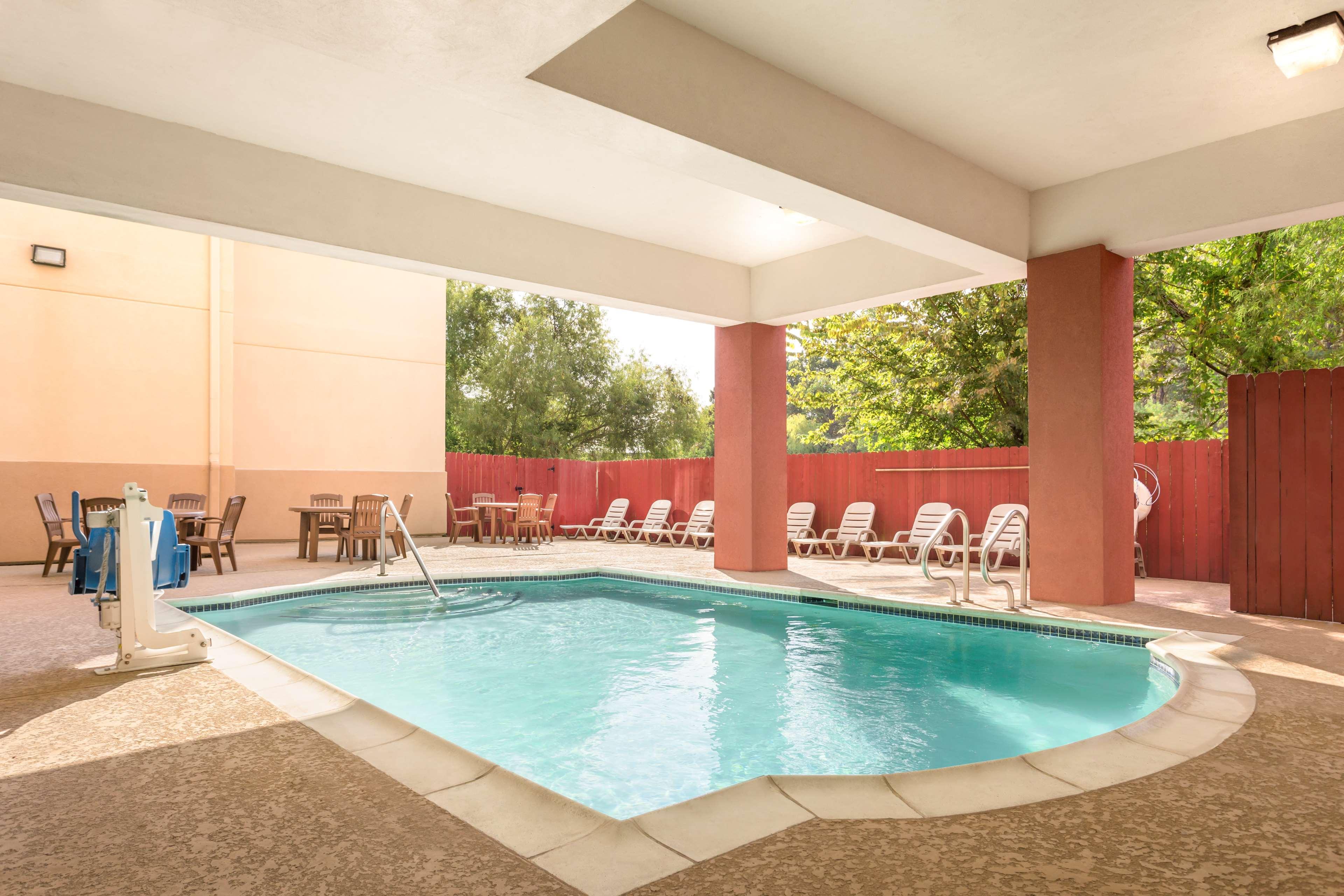 Sonesta Essential Iah Airport Jfk Boulevard - Newly Renovated Houston Luaran gambar